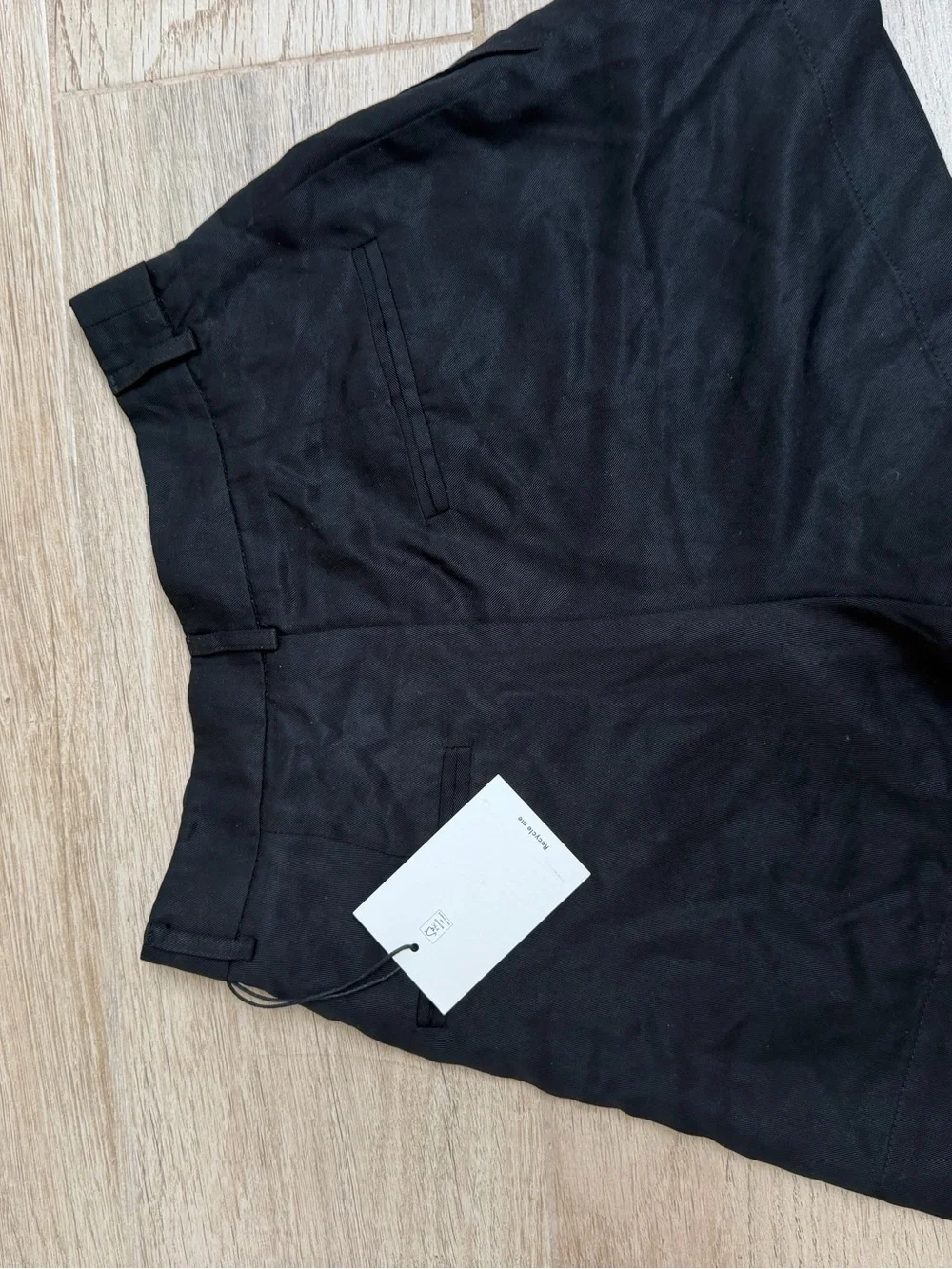 NWT Reformation Black Tailored Pleated Shorts